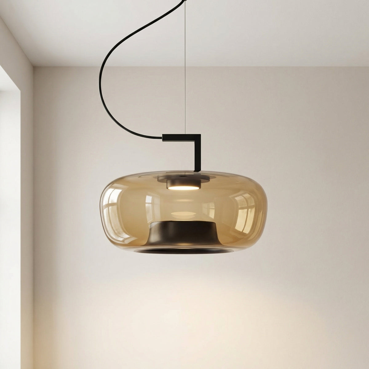 Jaura's Glass Pendant Light