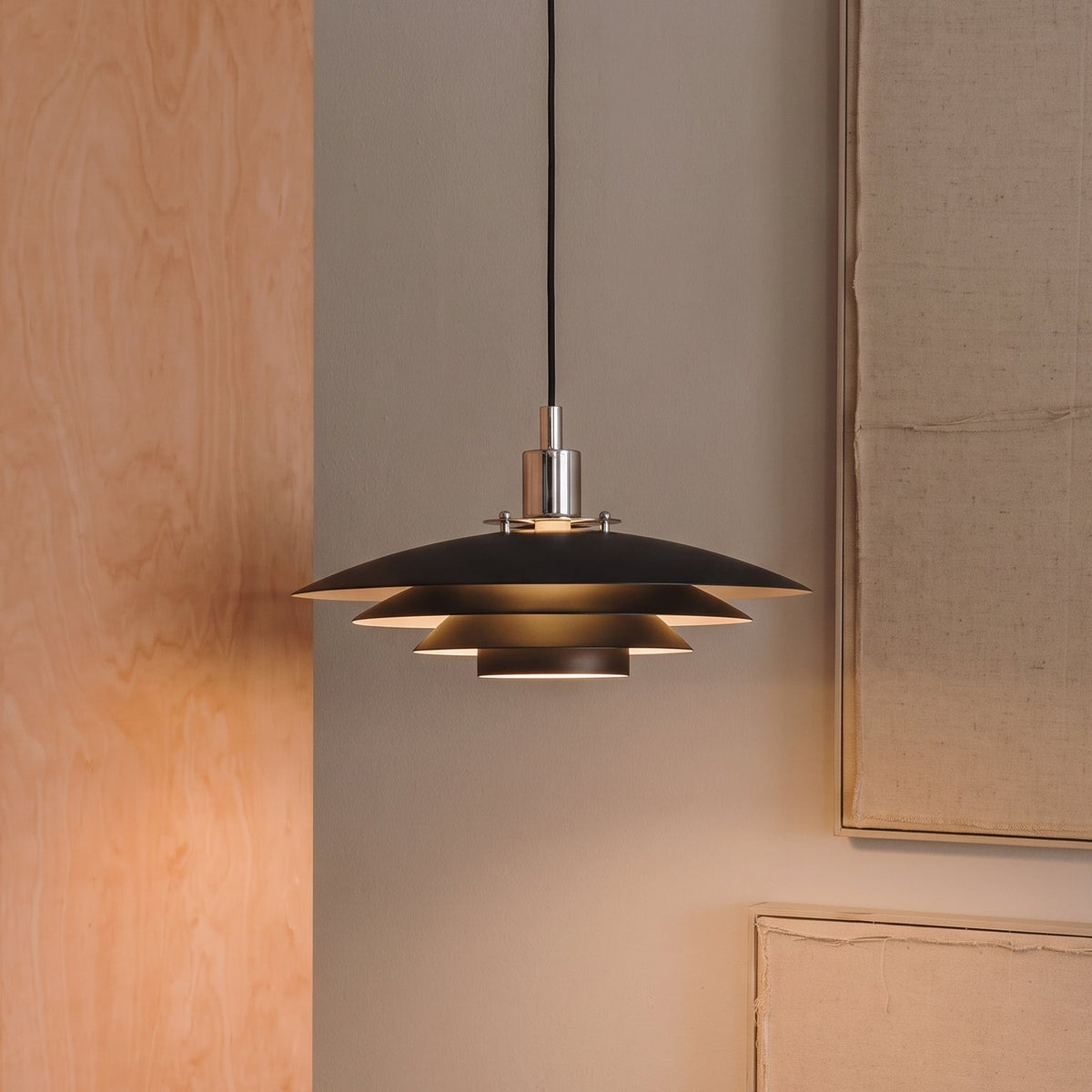 Metal Layer Pendant Light